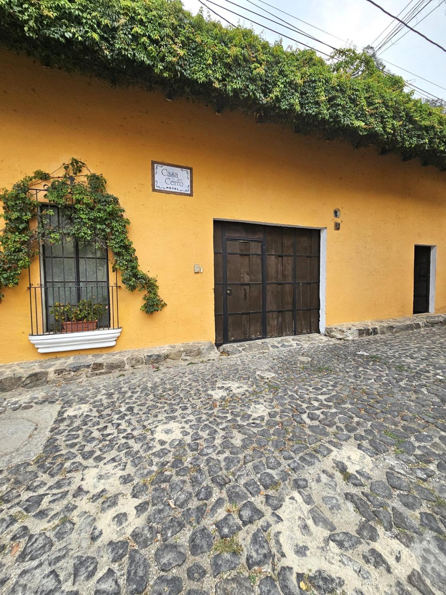 Hotel Casa Del Cerro Antigua Bagian luar foto